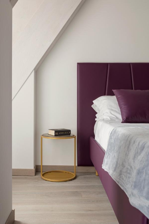 Luxury Suites Rocopom - Lake Front Malgrate Kültér fotó