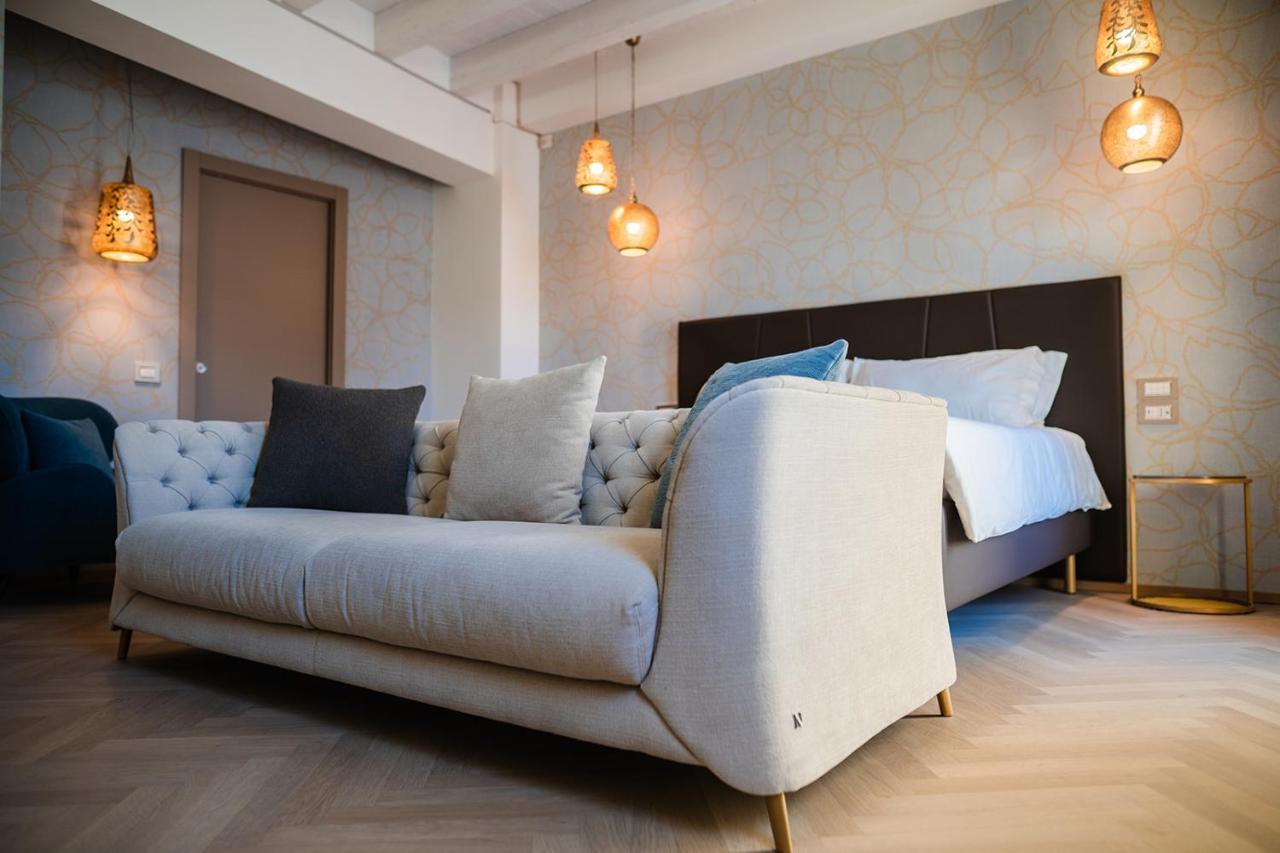 Luxury Suites Rocopom - Lake Front Malgrate Kültér fotó