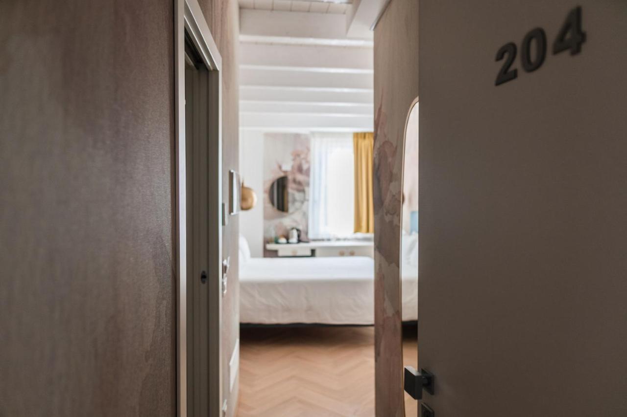 Luxury Suites Rocopom - Lake Front Malgrate Kültér fotó